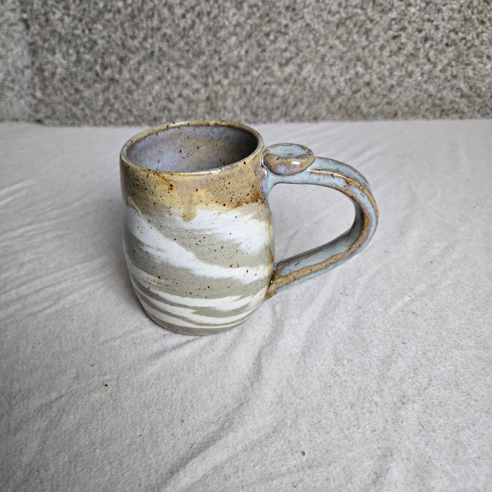 Studio Pottery Handcrafted Mug 12 oz OS Tan Blue Excellent Marbled Thumb Rest